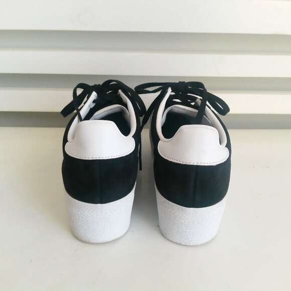 ADIDAS WOMEN'S Gazelle Up BLACK/WHITE SNEAKERS Sz-US 7 - Picture 7 of 12